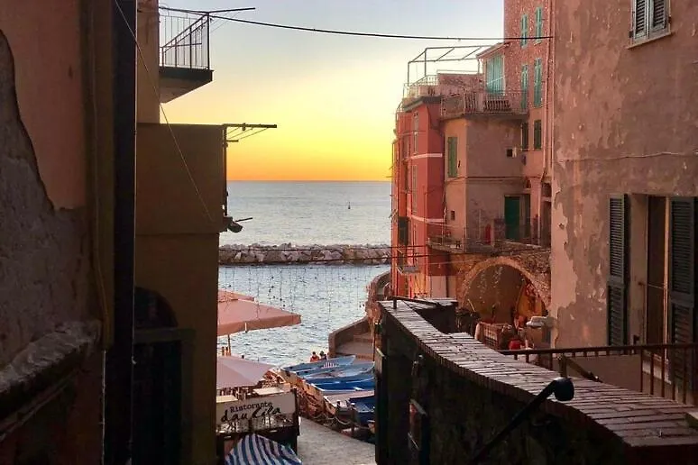 Il Nido Luminoso Apartment Riomaggiore